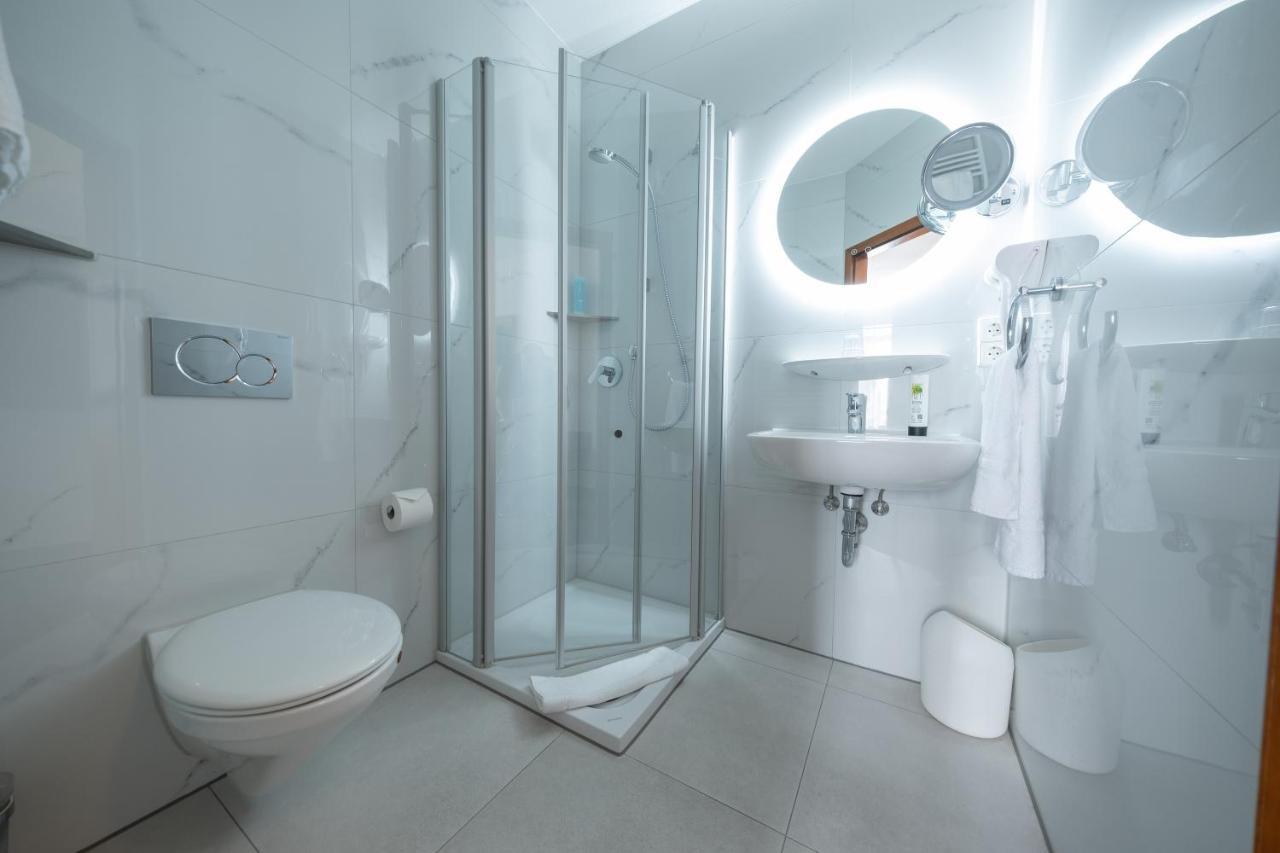 Hotel Baer Sinsheim Eksteriør billede