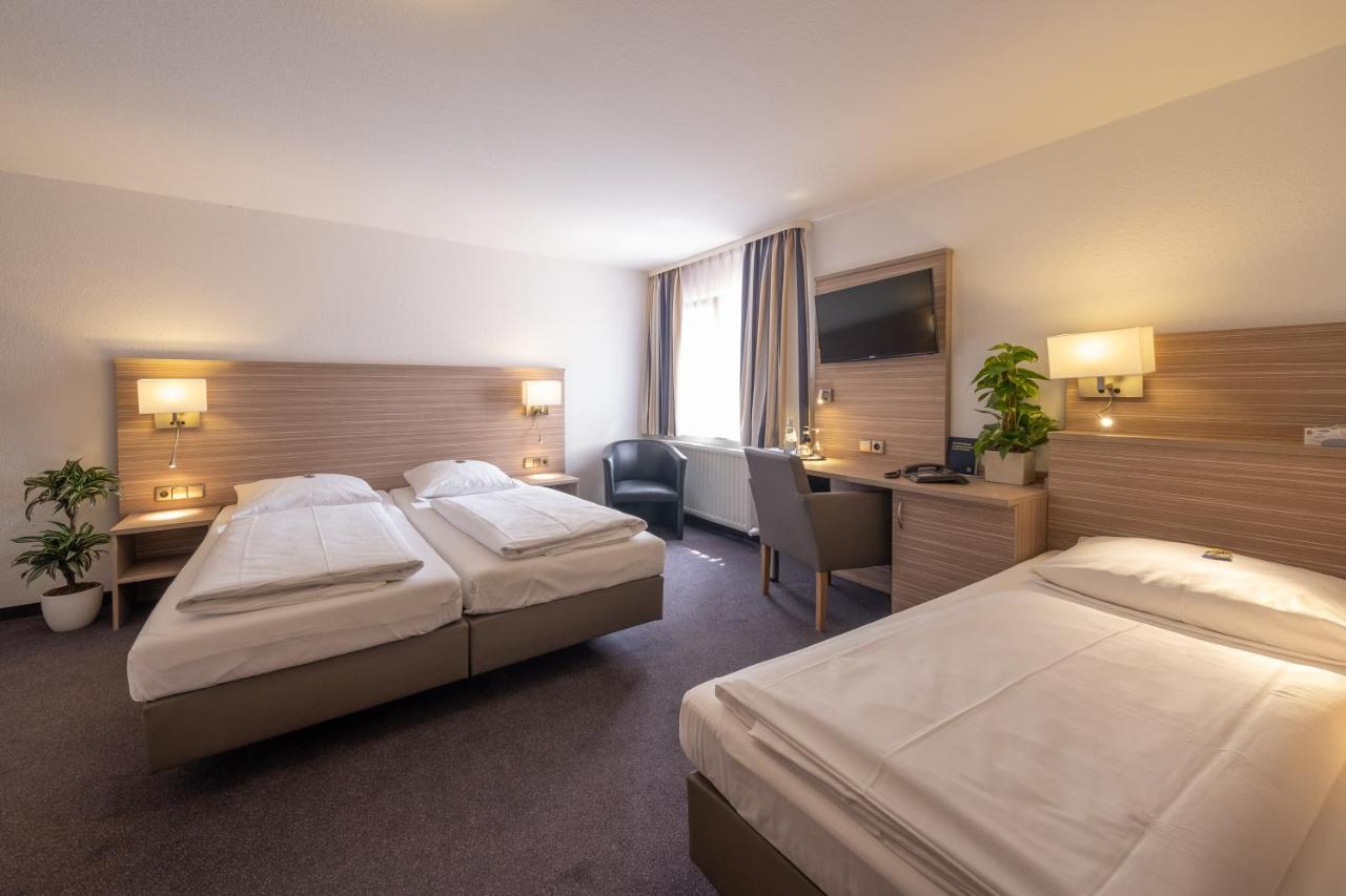 Hotel Baer Sinsheim Eksteriør billede