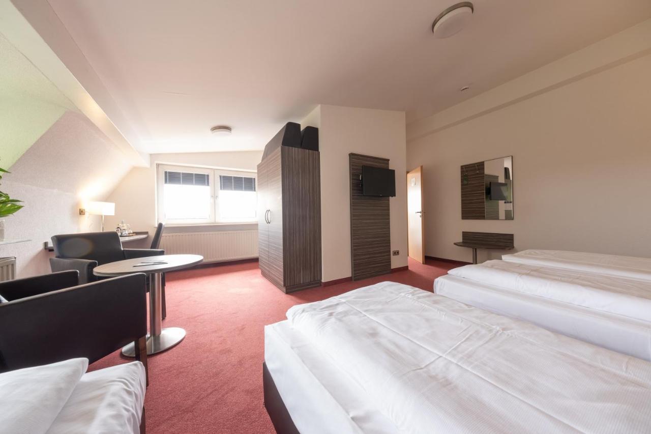 Hotel Baer Sinsheim Eksteriør billede