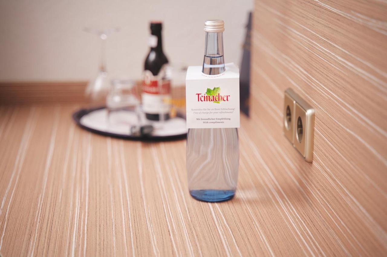 Hotel Baer Sinsheim Eksteriør billede